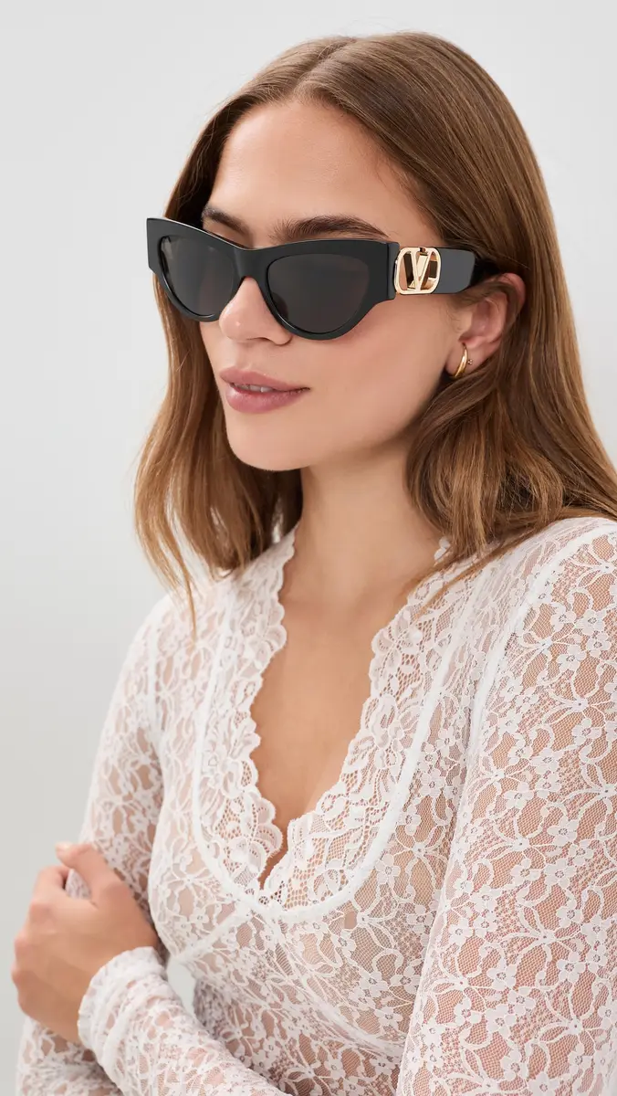 Valentino Garavani Sunglasses | Thumbnail 3 Valentino Garavani Sunglasses | Thumbnail 3
