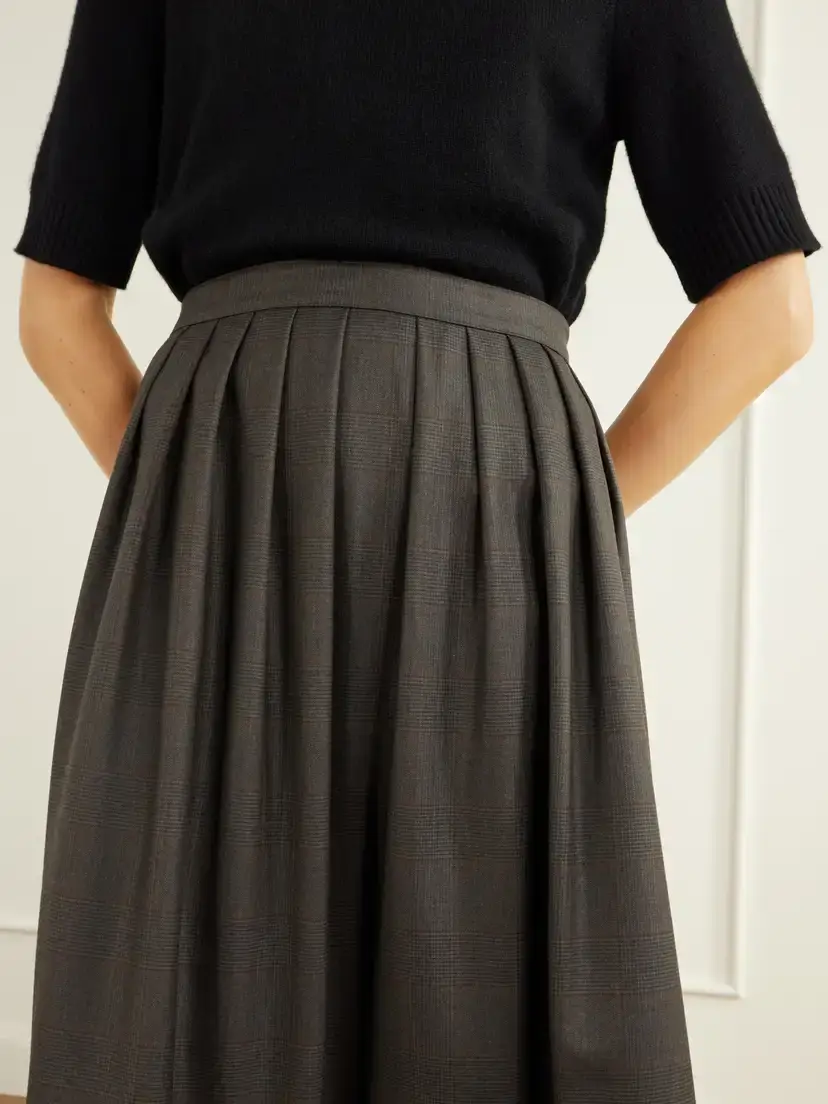 Giuliva Heritage Pleated Prince Of Wales Checked Herringbone Wool Midi Skirt | Thumbnail 5 Giuliva Heritage Pleated Prince Of Wales Checked Herringbone Wool Midi Skirt | Thumbnail 5
