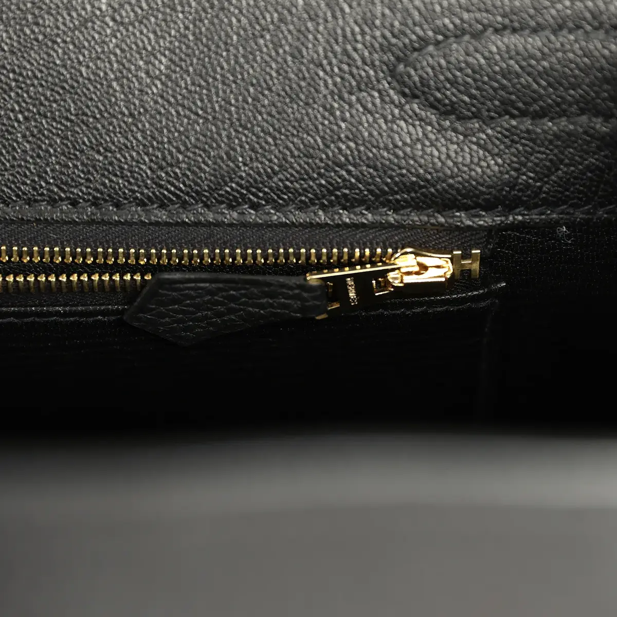 HERMÈS Pre-owned Hermes Birkin 30 Black Togo, Matte Alligator Touch Rose Gold Hardware | Thumbnail 8 HERMÈS Pre-owned Hermes Birkin 30 Black Togo, Matte Alligator Touch Rose Gold Hardware | Thumbnail 8