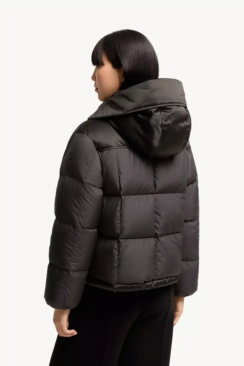 Moncler Legerete Square-quilted Hooded Short Down Jacket | Thumbnail 6 Moncler Legerete Square-quilted Hooded Short Down Jacket | Thumbnail 6