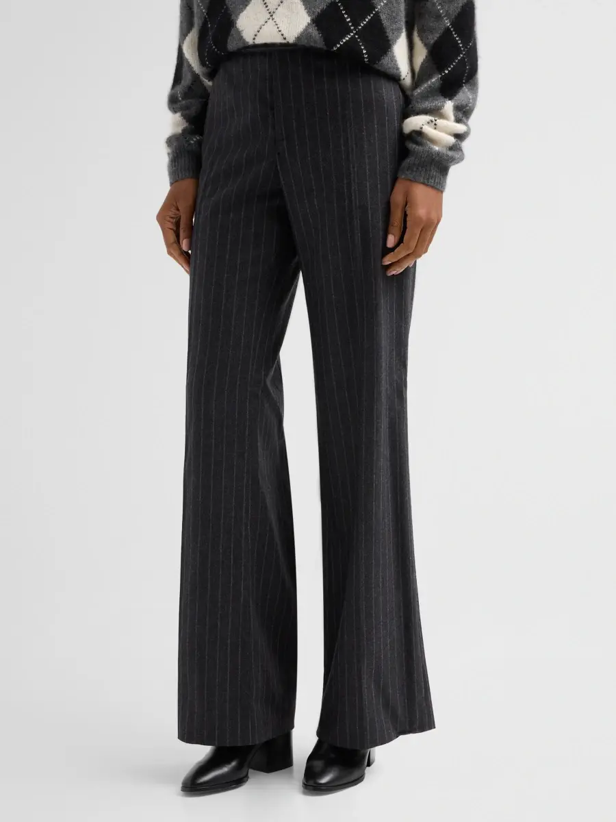 Nili Lotan Women's Bethany Pinstripe Wool Pants | Thumbnail 4 Nili Lotan Women's Bethany Pinstripe Wool Pants | Thumbnail 4