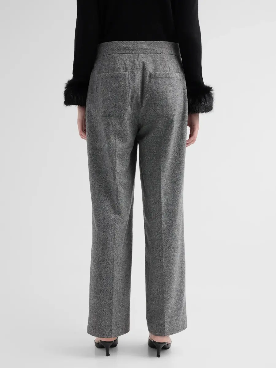 Elie Tahari Women's August The Brenda Pants | Thumbnail 3 Elie Tahari Women's August The Brenda Pants | Thumbnail 3