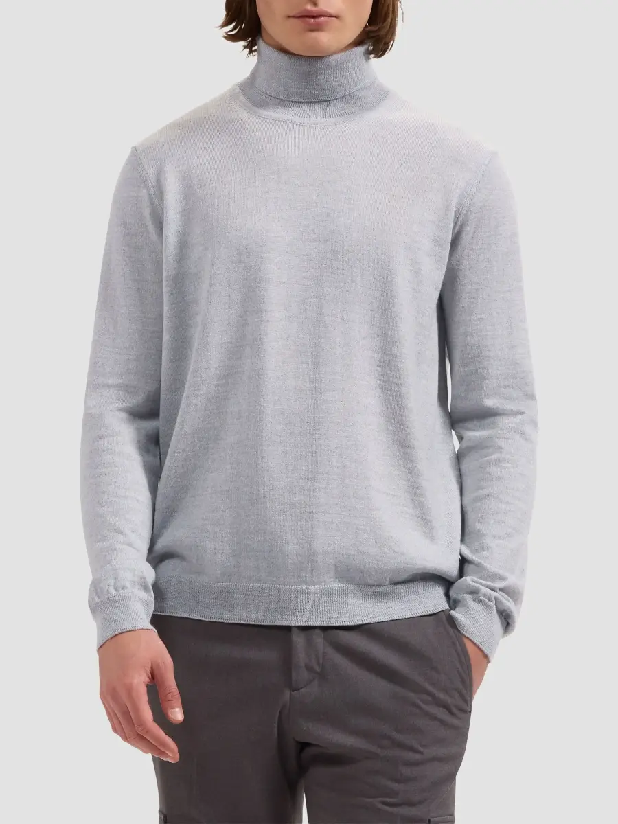 Bugatchi Men's George Merino Wool Turtleneck Sweater | Thumbnail 4 Bugatchi Men's George Merino Wool Turtleneck Sweater | Thumbnail 4