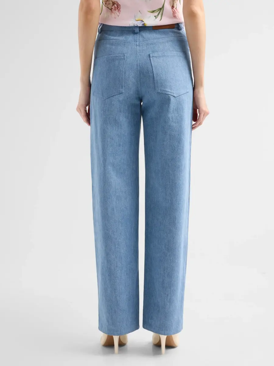Oscar de la Renta Women's Mid-Rise Straight-Leg Jeans | Thumbnail 3 Oscar de la Renta Women's Mid-Rise Straight-Leg Jeans | Thumbnail 3