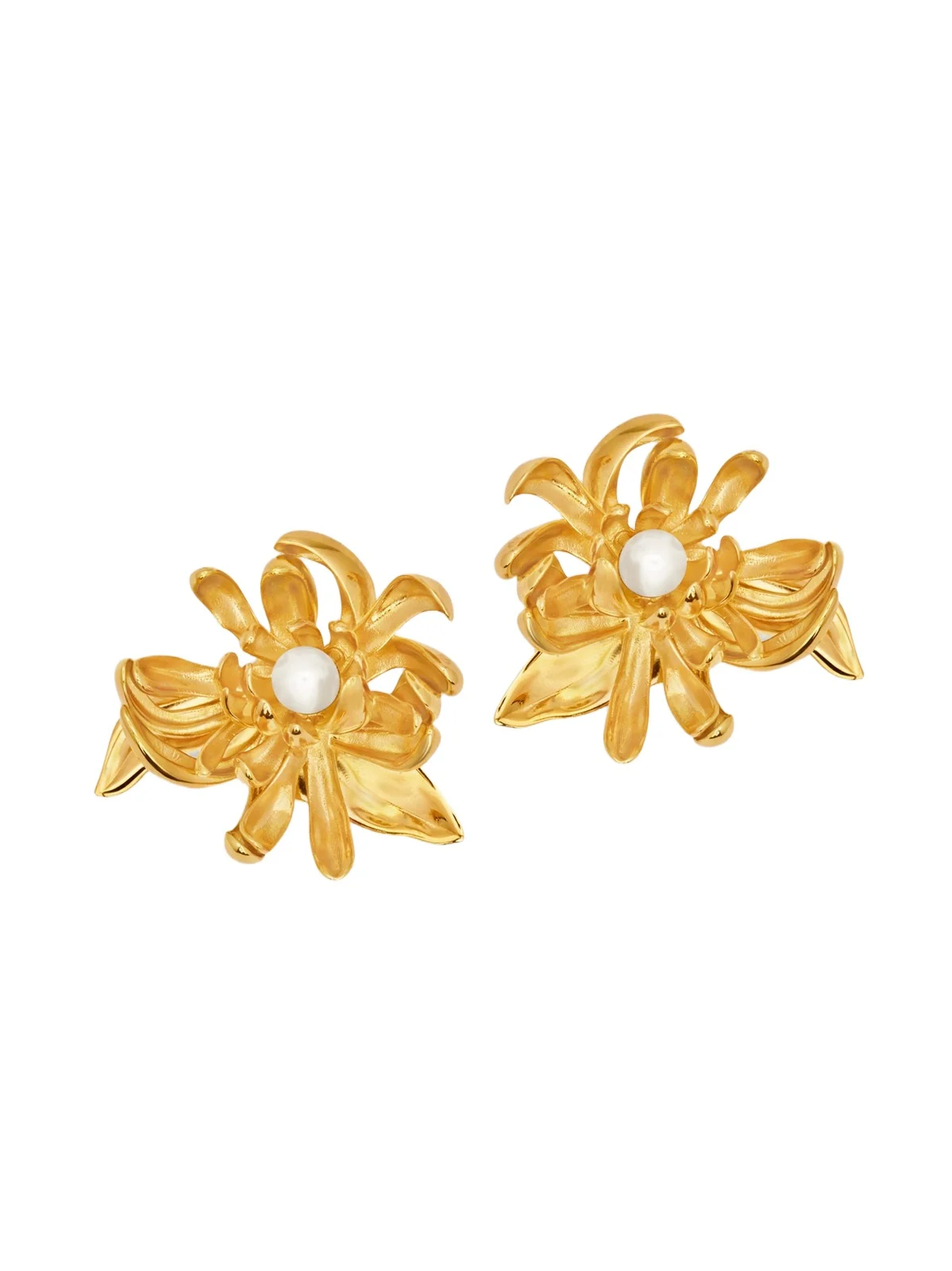 Women's Goldtone & Imitation Pearl Chrysanthemum Stud Earrings Women's Goldtone & Imitation Pearl Chrysanthemum Stud Earrings
