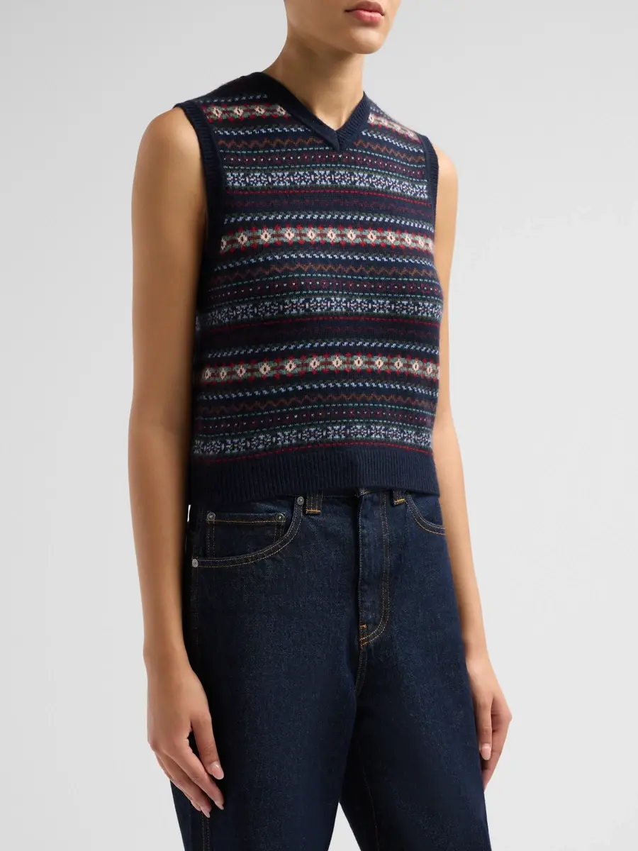 DÔEN Women's Vincent Wool-Cashmere Sweater Vest | Thumbnail 4 DÔEN Women's Vincent Wool-Cashmere Sweater Vest | Thumbnail 4