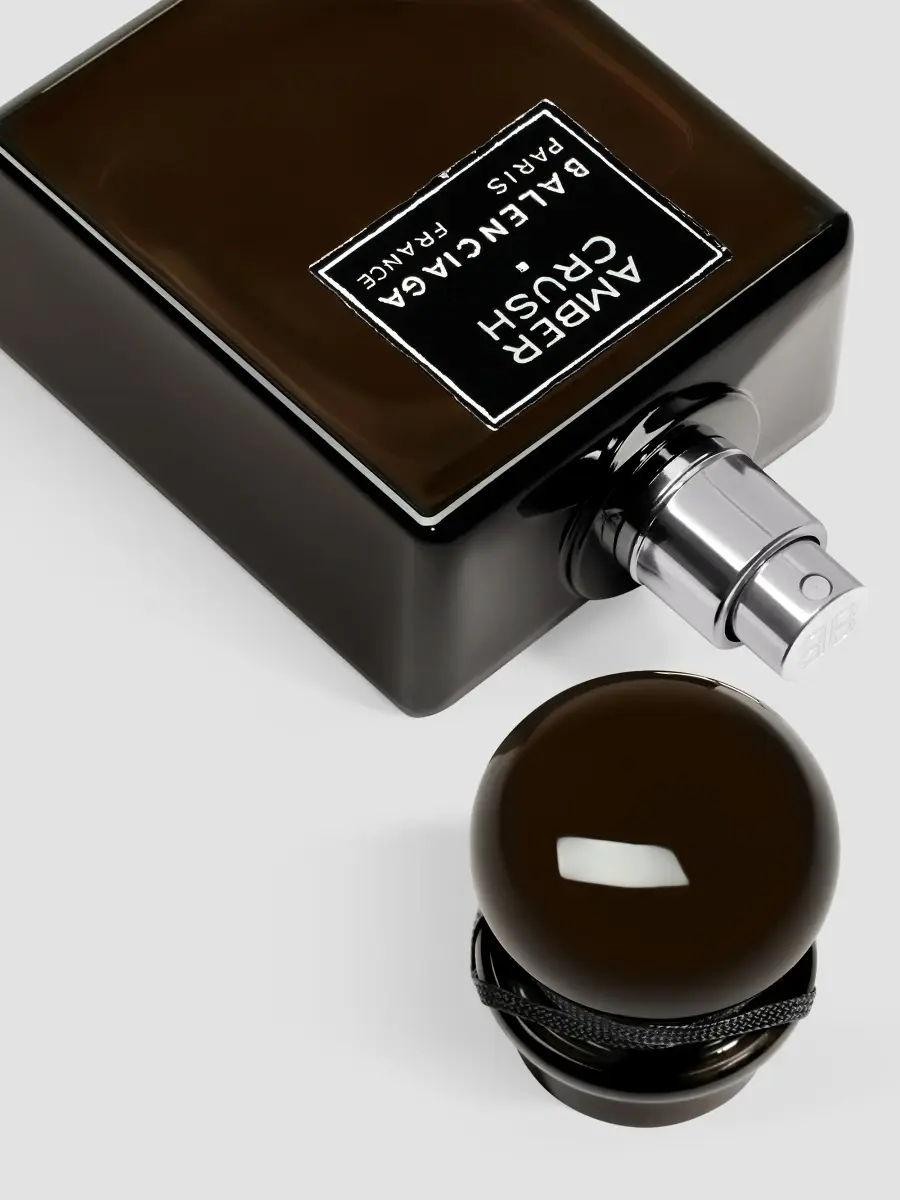 Balenciaga Amber Crush Extrait de Parfum | Thumbnail 4 Balenciaga Amber Crush Extrait de Parfum | Thumbnail 4