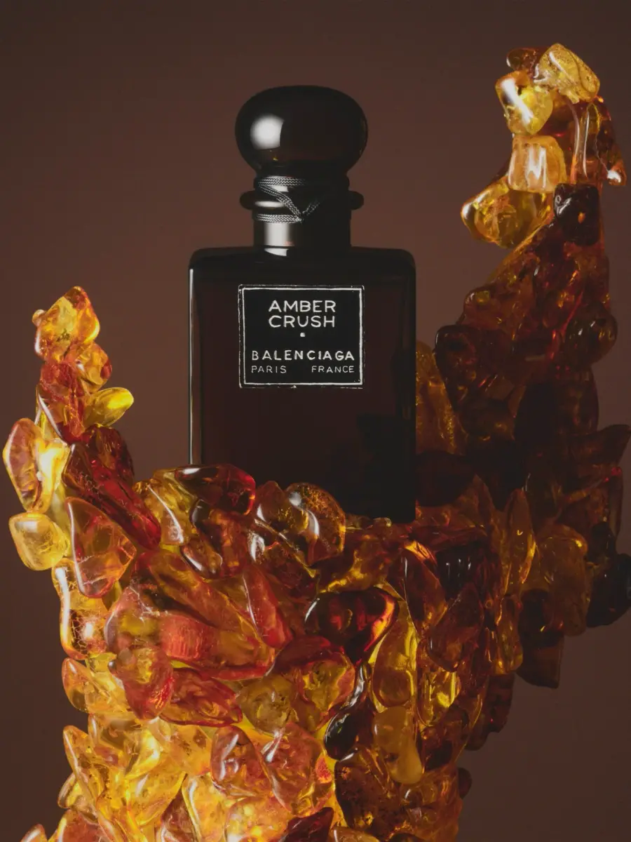 Balenciaga Amber Crush Extrait de Parfum | Thumbnail 6 Balenciaga Amber Crush Extrait de Parfum | Thumbnail 6