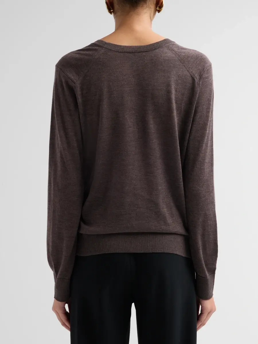 Loulou de Saison Women's Julio Cashmere V-Neck Sweater | Thumbnail 3 Loulou de Saison Women's Julio Cashmere V-Neck Sweater | Thumbnail 3