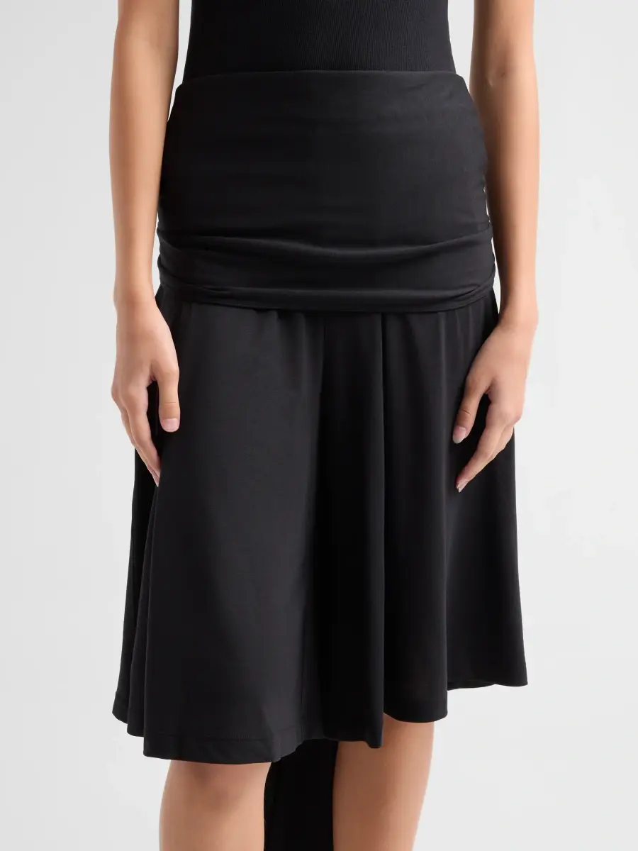 TOTEME Women's Tie-Waist Jersey Shorts | Thumbnail 5 TOTEME Women's Tie-Waist Jersey Shorts | Thumbnail 5