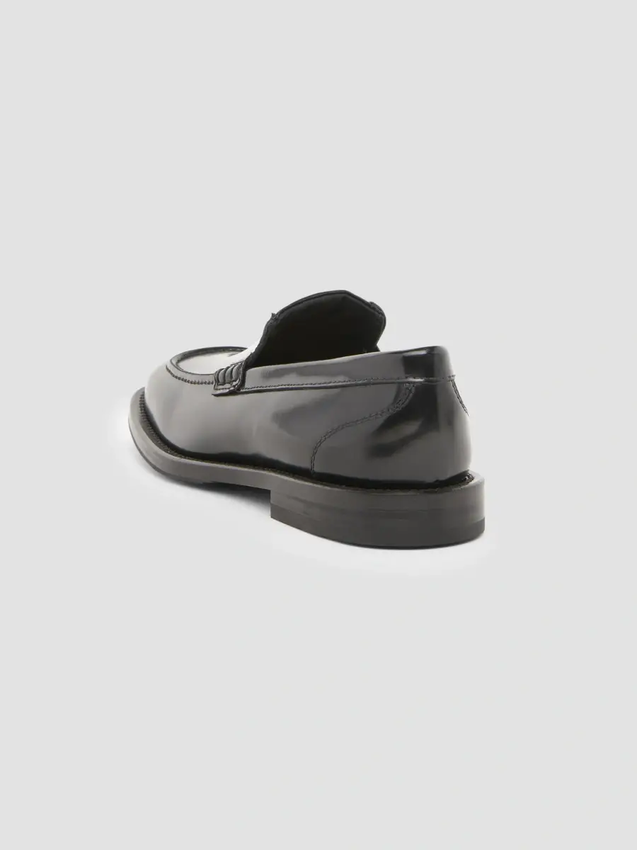 MOSCHINO Men's Logo Leather Loafers | Thumbnail 2 MOSCHINO Men's Logo Leather Loafers | Thumbnail 2