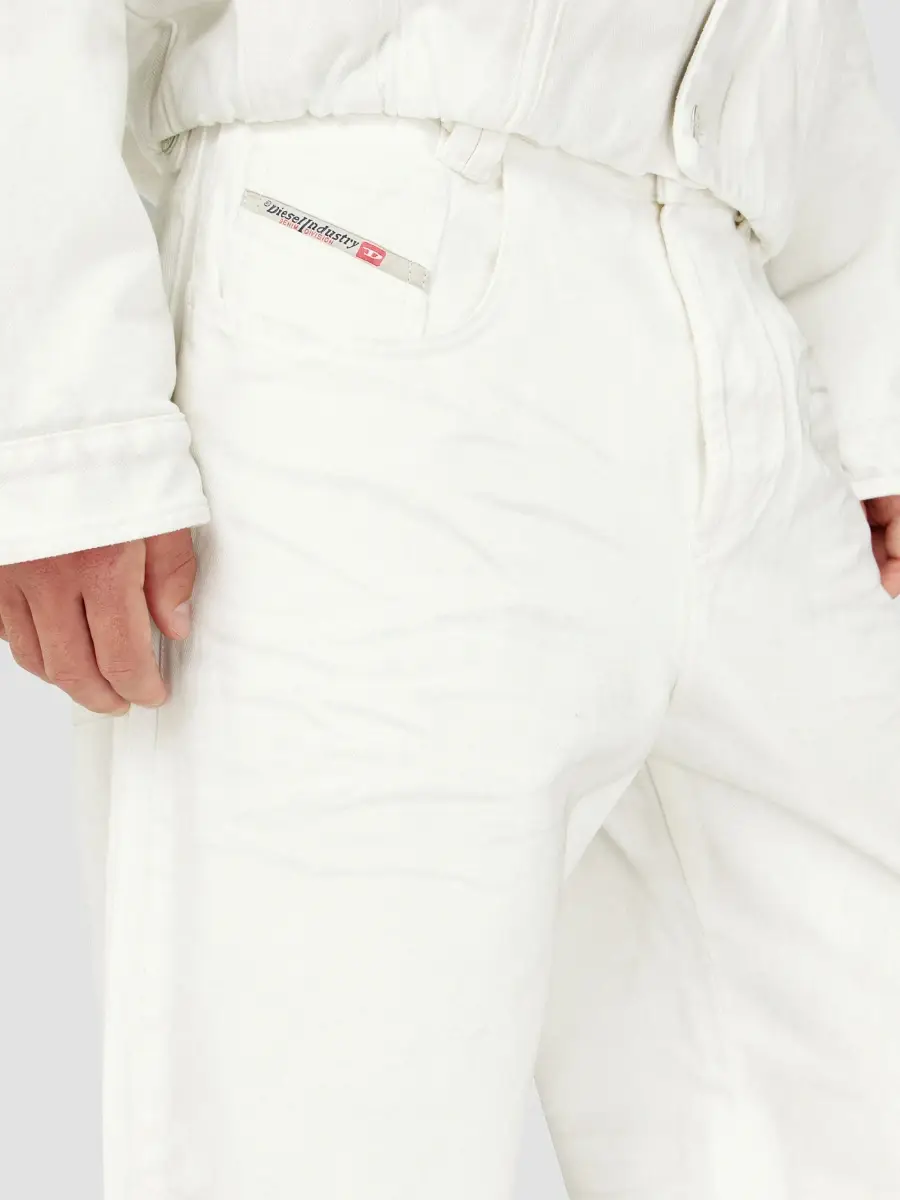 Diesel Men's 1982 Hakou Wide-Leg Jeans | Thumbnail 5 Diesel Men's 1982 Hakou Wide-Leg Jeans | Thumbnail 5