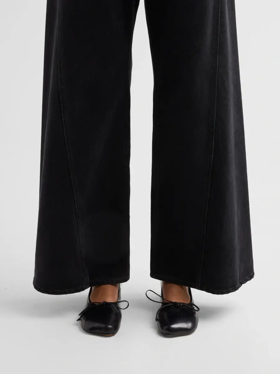 MM6 MAISON MARGIELA Women's Bow-Detail 30MM Leather Pumps | Thumbnail 2 MM6 MAISON MARGIELA Women's Bow-Detail 30MM Leather Pumps | Thumbnail 2