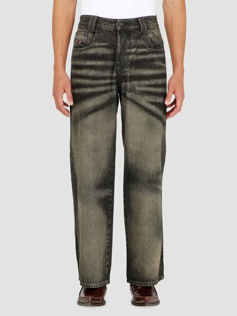 Diesel Men's 1982 Hakou Wide-Leg Jeans | Thumbnail 4 Diesel Men's 1982 Hakou Wide-Leg Jeans | Thumbnail 4
