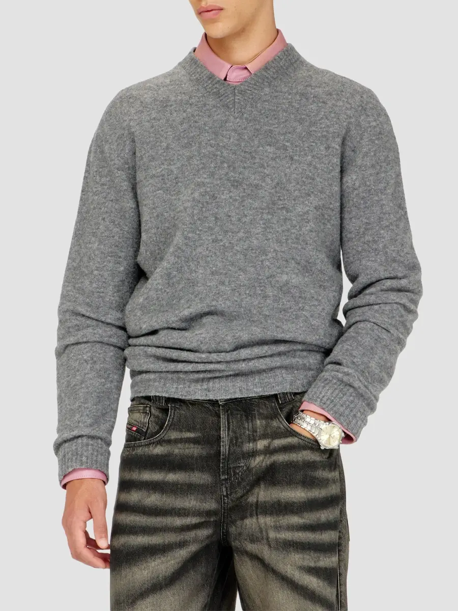 Diesel Men's Andie V-Neck Sweater | Thumbnail 4 Diesel Men's Andie V-Neck Sweater | Thumbnail 4