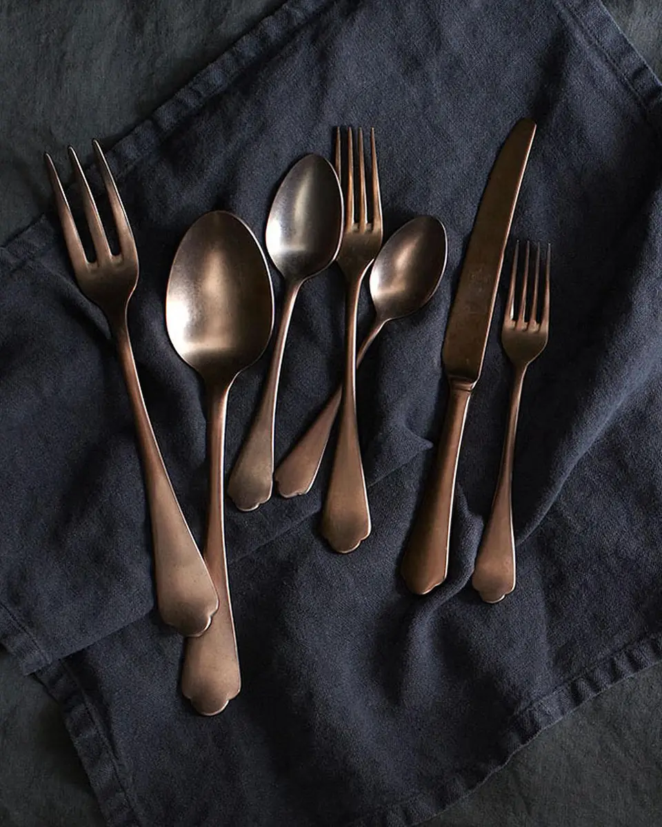 Mepra Dolce Vita 7-Piece Serve Flatware Set - Pewter Bronze | Thumbnail 2 Mepra Dolce Vita 7-Piece Serve Flatware Set - Pewter Bronze | Thumbnail 2