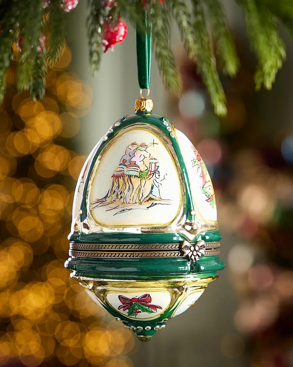 Komozja Baby Jesus in Hinged Egg Christmas Ornament with Stand | Thumbnail 3 Komozja Baby Jesus in Hinged Egg Christmas Ornament with Stand | Thumbnail 3