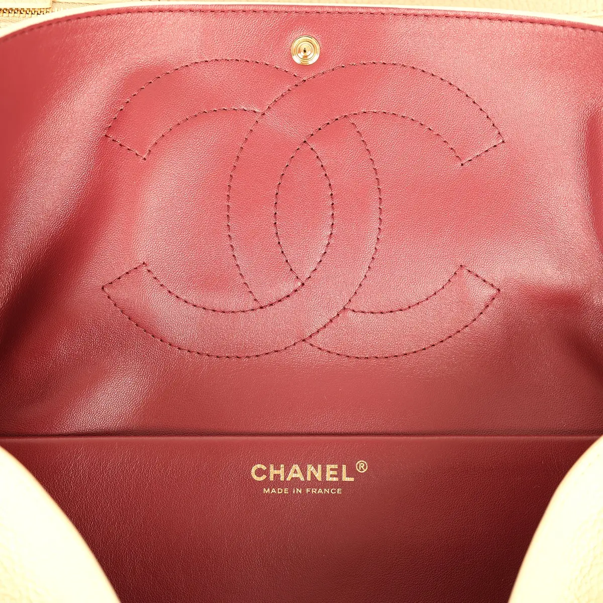 Chanel Chanel Maxi "Souplissimo" Small Flap Bag Light Beige Grained Calfskin Gold Hardware | Thumbnail 9 Chanel Chanel Maxi "Souplissimo" Small Flap Bag Light Beige Grained Calfskin Gold Hardware | Thumbnail 9