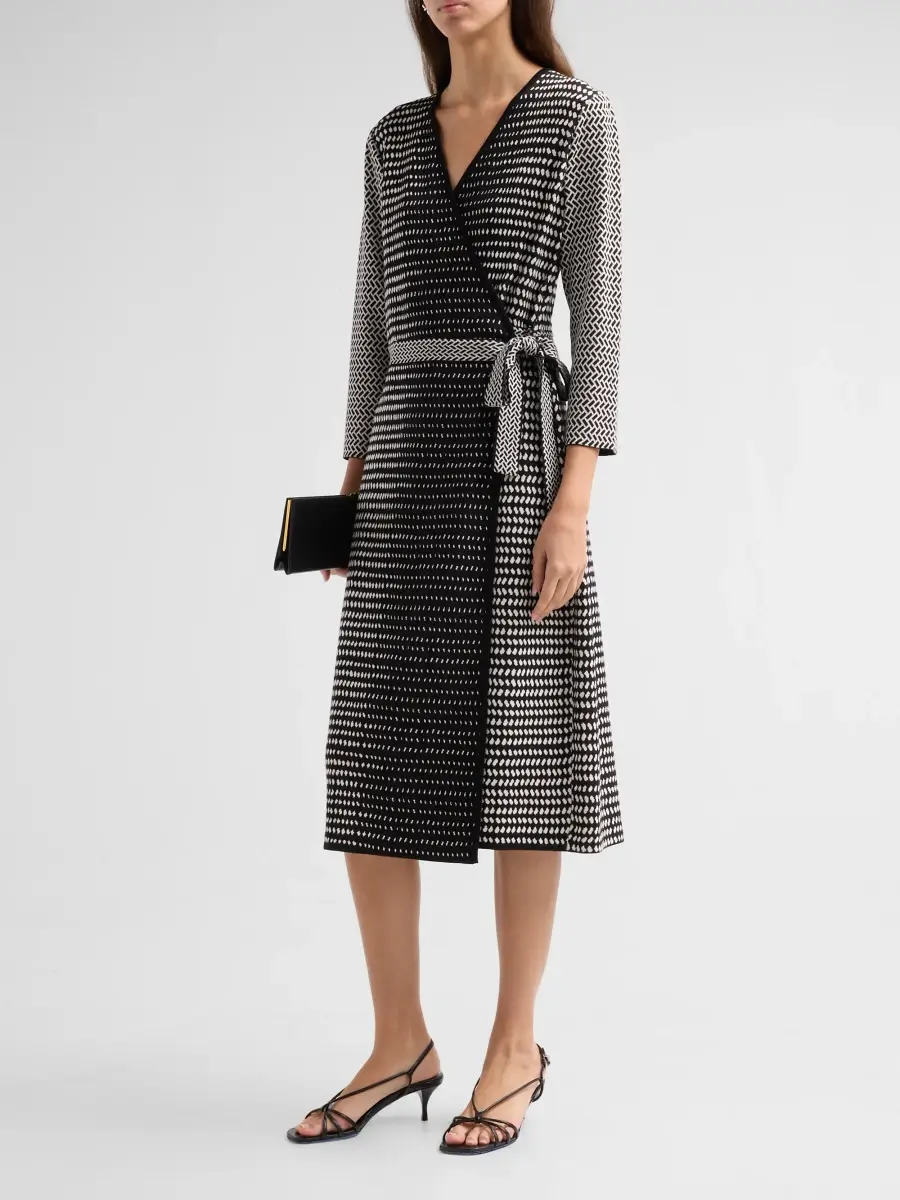 Ming Wang Women's Monochrome Midi Wrap Dress | Thumbnail 4