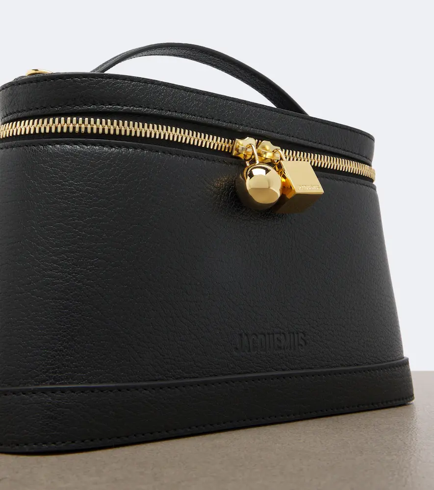 Jacquemus Petit Vanity leather vanity bag | Thumbnail 4 Jacquemus Petit Vanity leather vanity bag | Thumbnail 4