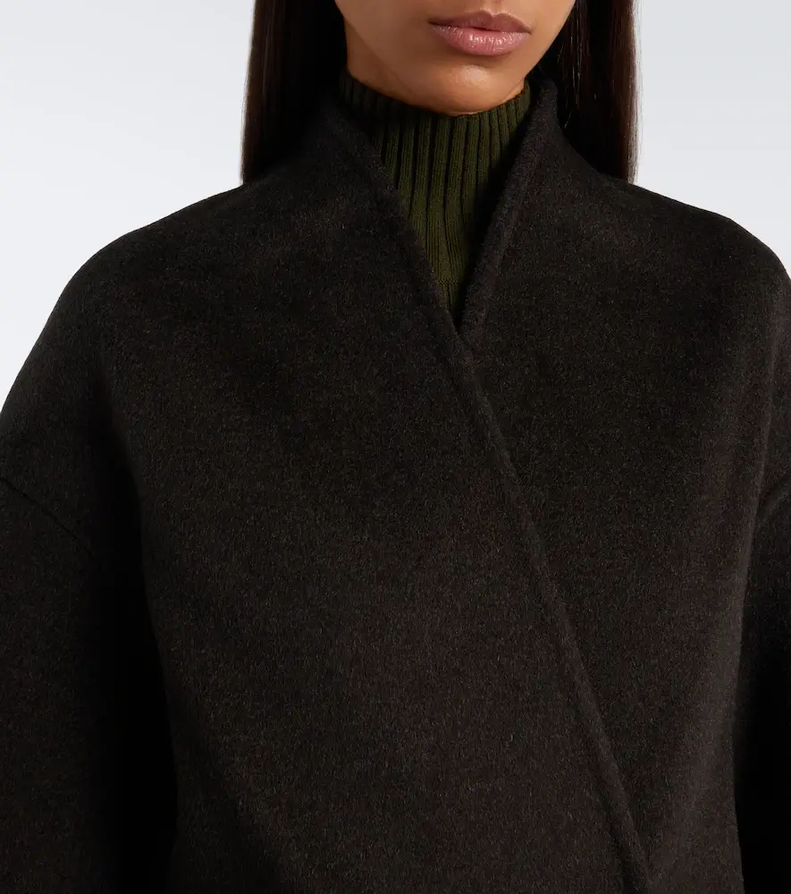 Loulou de Saison Aris double-breasted wool and cashmere coat | Thumbnail 2 Loulou de Saison Aris double-breasted wool and cashmere coat | Thumbnail 2