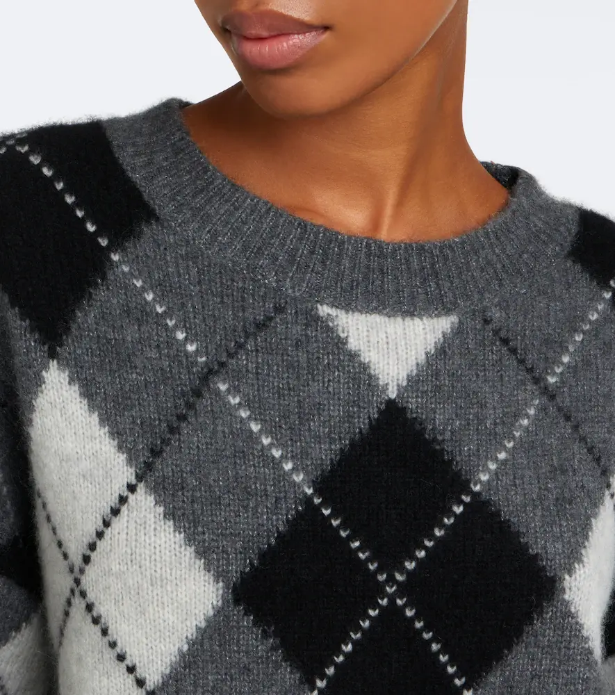 Nili Lotan Donnika argyle cashmere and silk sweater | Thumbnail 6 Nili Lotan Donnika argyle cashmere and silk sweater | Thumbnail 6