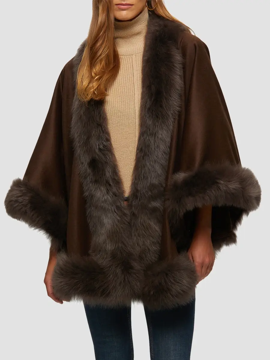 Gorski Women's Select Cashmere Capelet with Merinillo Shearling Lamb Trim | Thumbnail 2