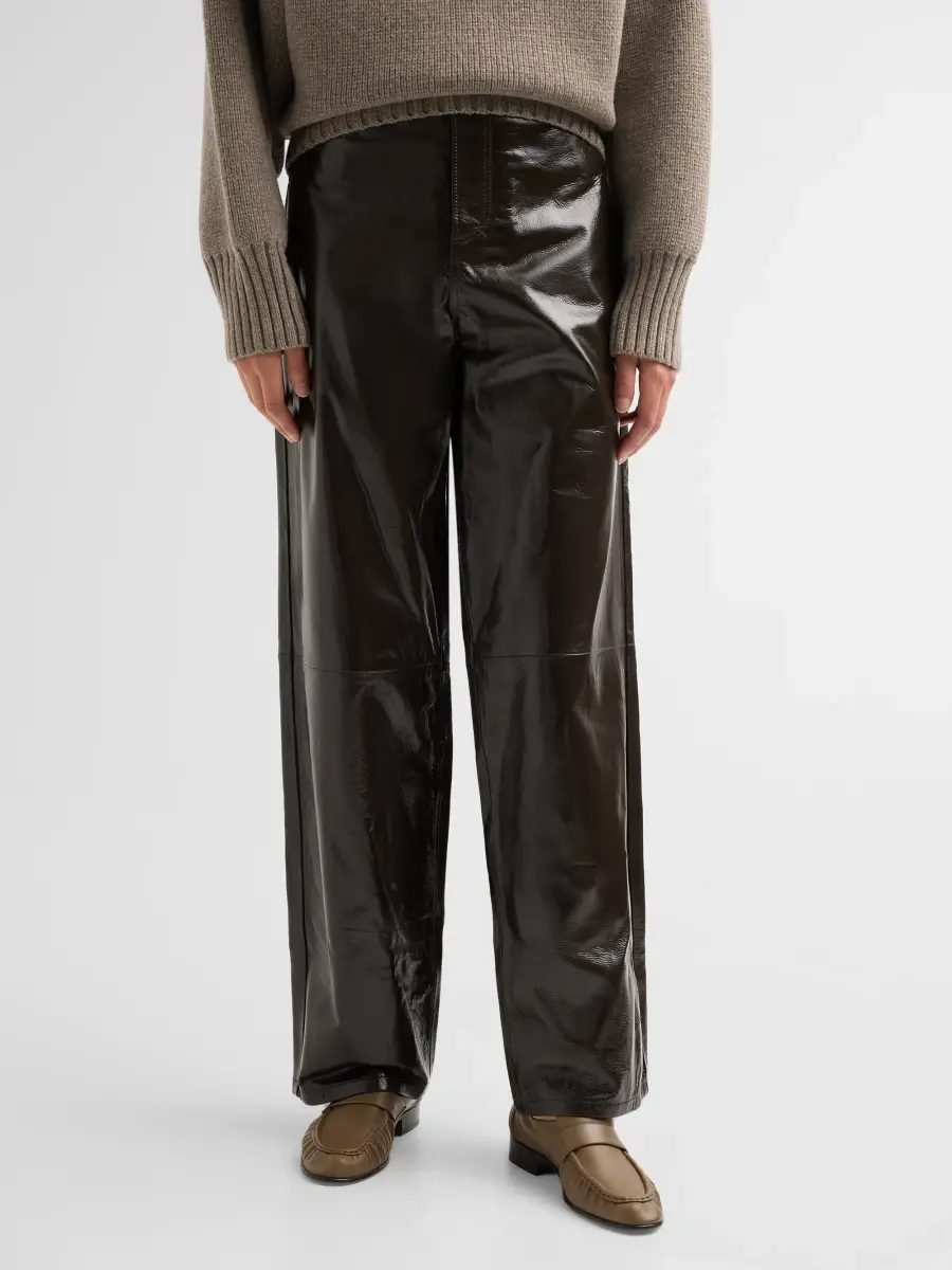 RÓHE Women's Bruun Lacquer Leather Baggy Trousers | Thumbnail 4