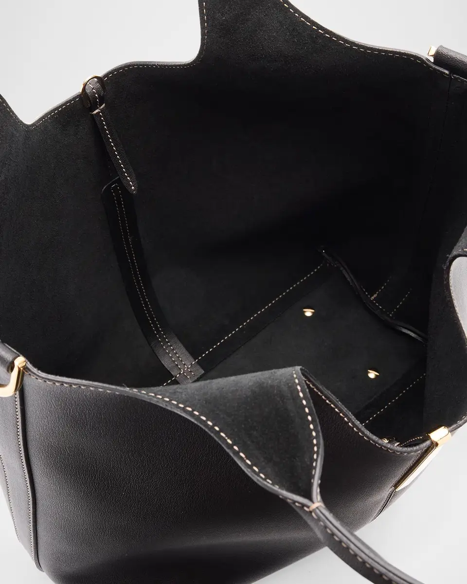 Tod's Small Leather Tote Shopping Bag | Thumbnail 4 Tod's Small Leather Tote Shopping Bag | Thumbnail 4