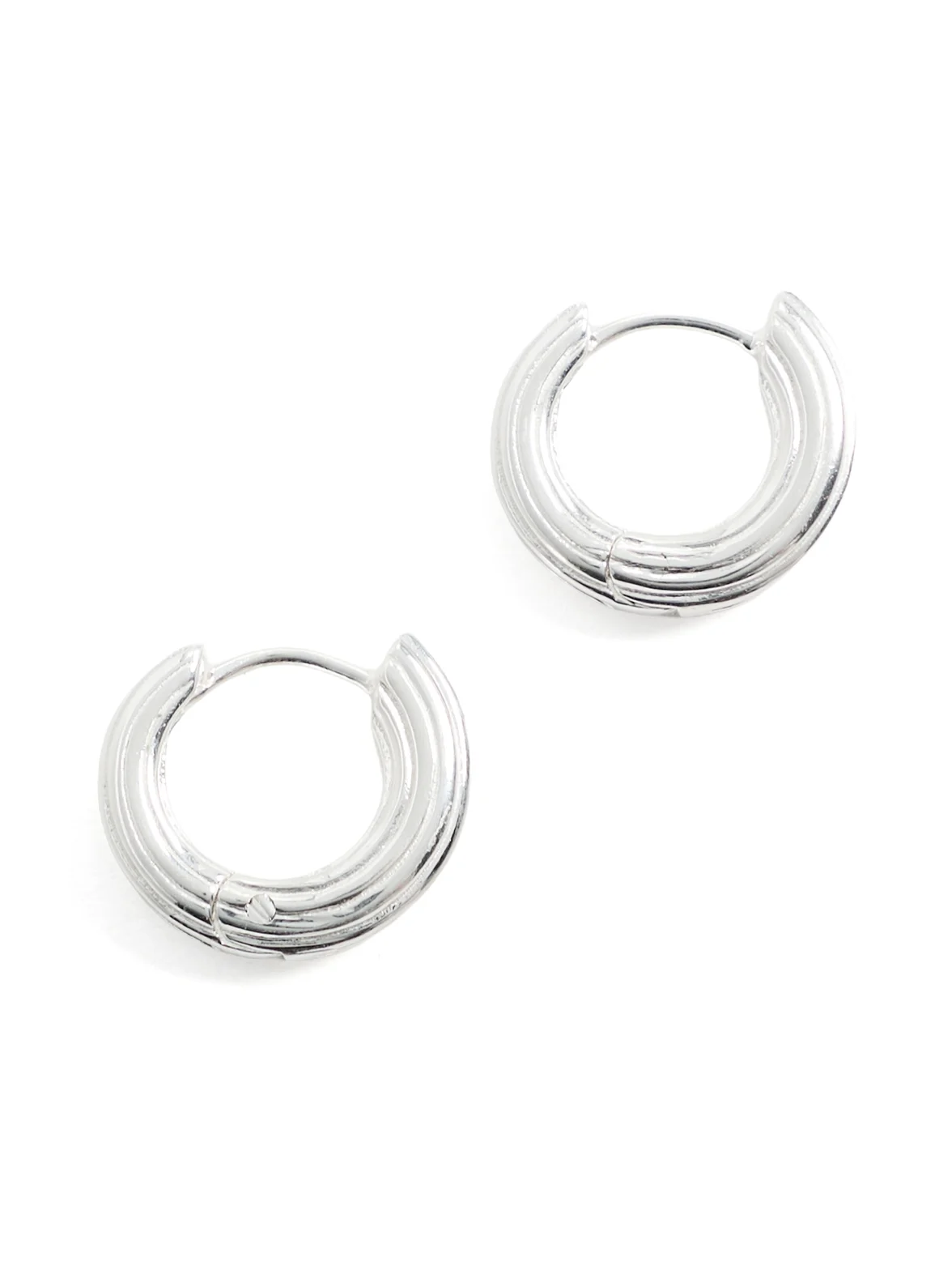 Dévé Mini Non-Conformist Hoop Earrings