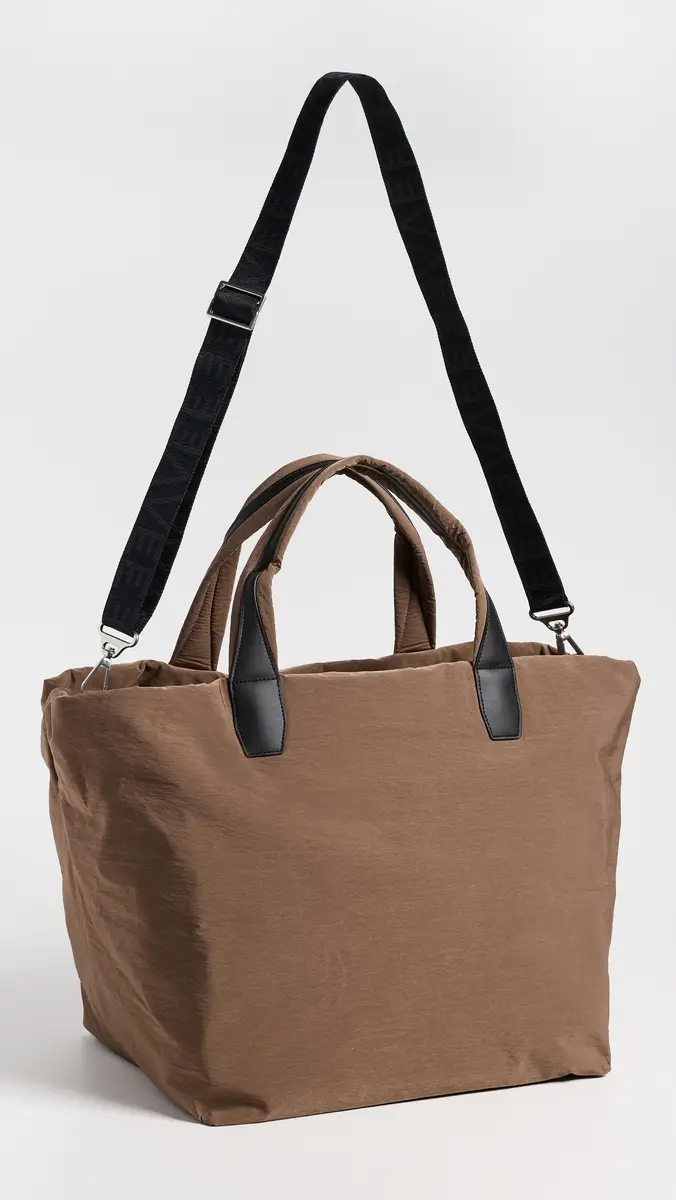 Vee Collective Essence Weekender Tote | Thumbnail 4 Vee Collective Essence Weekender Tote | Thumbnail 4