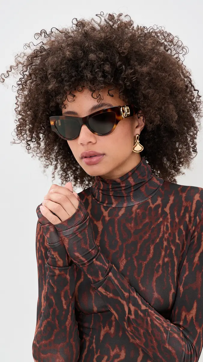 Valentino Tortoise Sunglasses | Thumbnail 3 Valentino Tortoise Sunglasses | Thumbnail 3