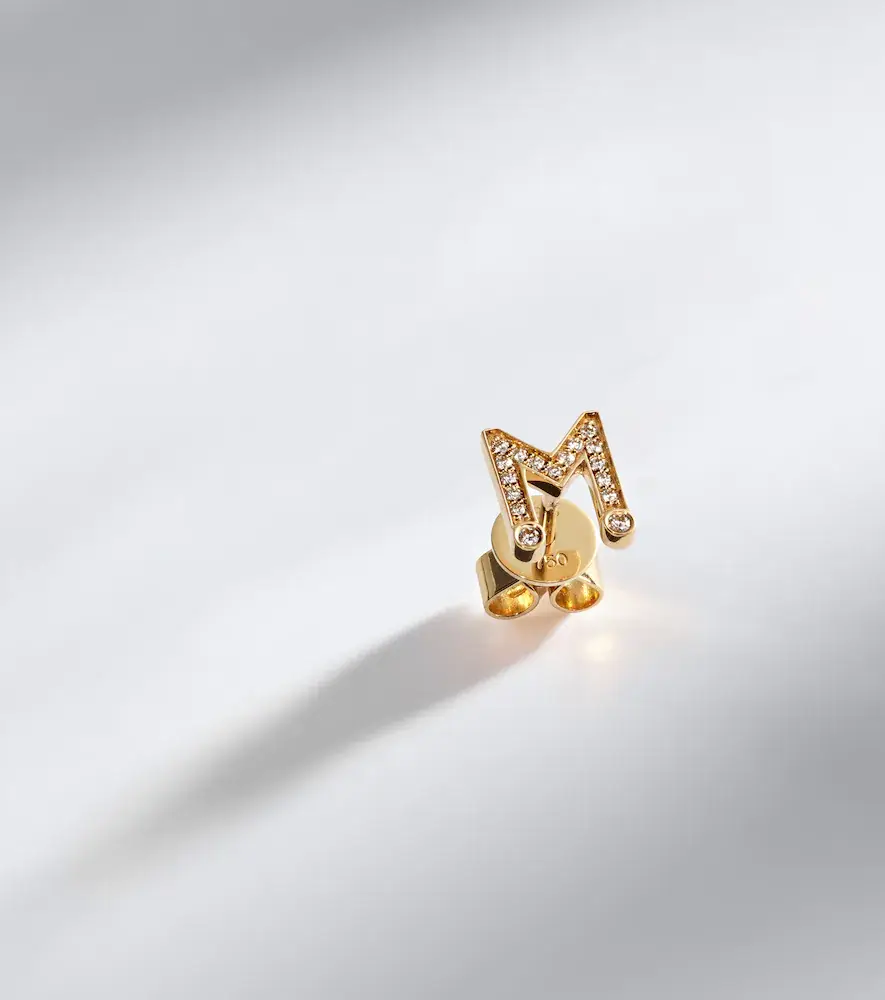 Sophie Bille Brahe Initial Petite M 18kt gold single earring with diamonds | Thumbnail 5
