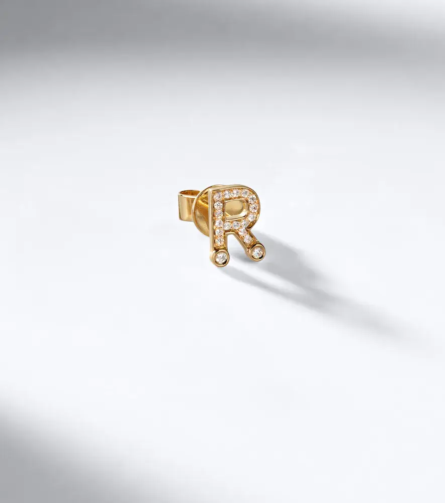 Sophie Bille Brahe Initial Petite R 18kt gold single earring with diamonds | Thumbnail 5 Sophie Bille Brahe Initial Petite R 18kt gold single earring with diamonds | Thumbnail 5
