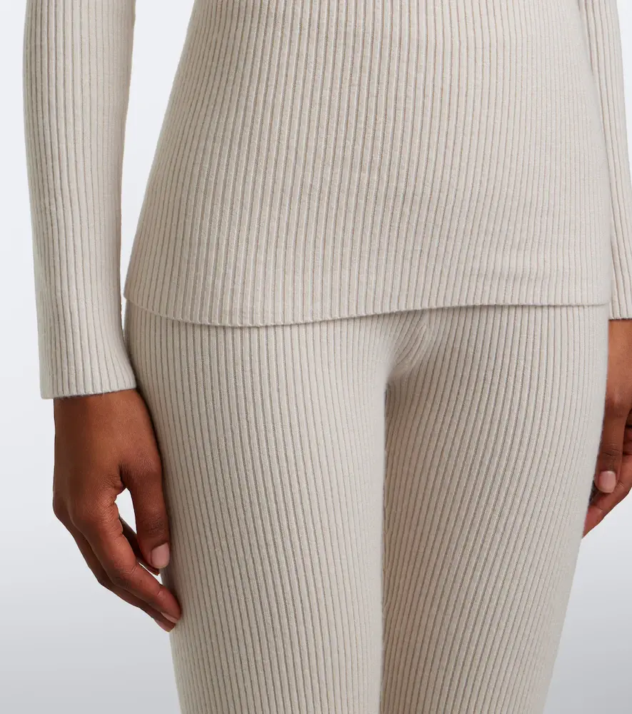 Yves Salomon Wool and cashmere-blend turtleneck sweater | Thumbnail 4 Yves Salomon Wool and cashmere-blend turtleneck sweater | Thumbnail 4