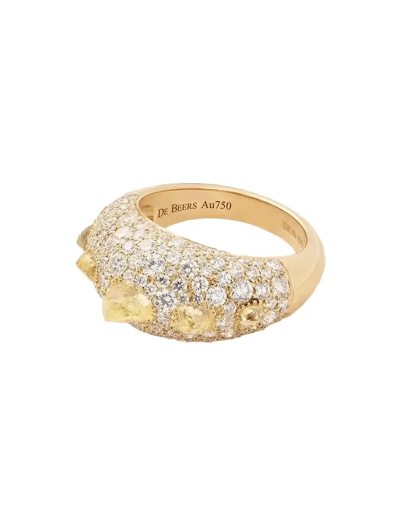 De Beers London Talisman 18-karat Gold Diamond Ring