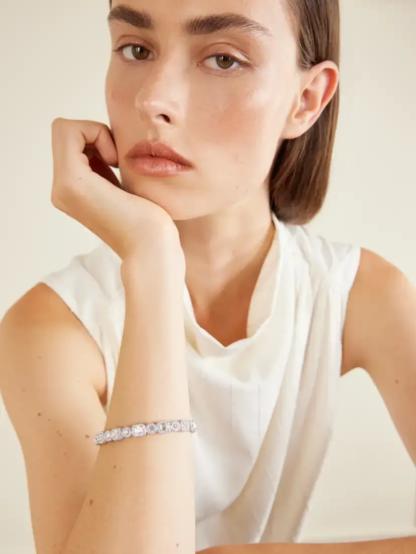David Morris Carousel 18-karat White Gold Diamond Bracelet | Thumbnail 2 David Morris Carousel 18-karat White Gold Diamond Bracelet | Thumbnail 2