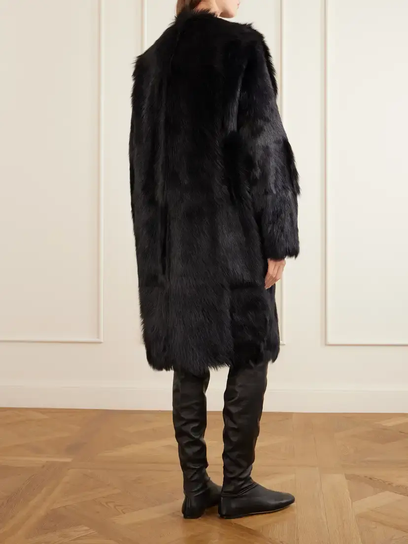 TOTEME Collarless Shearling Coat | Thumbnail 3