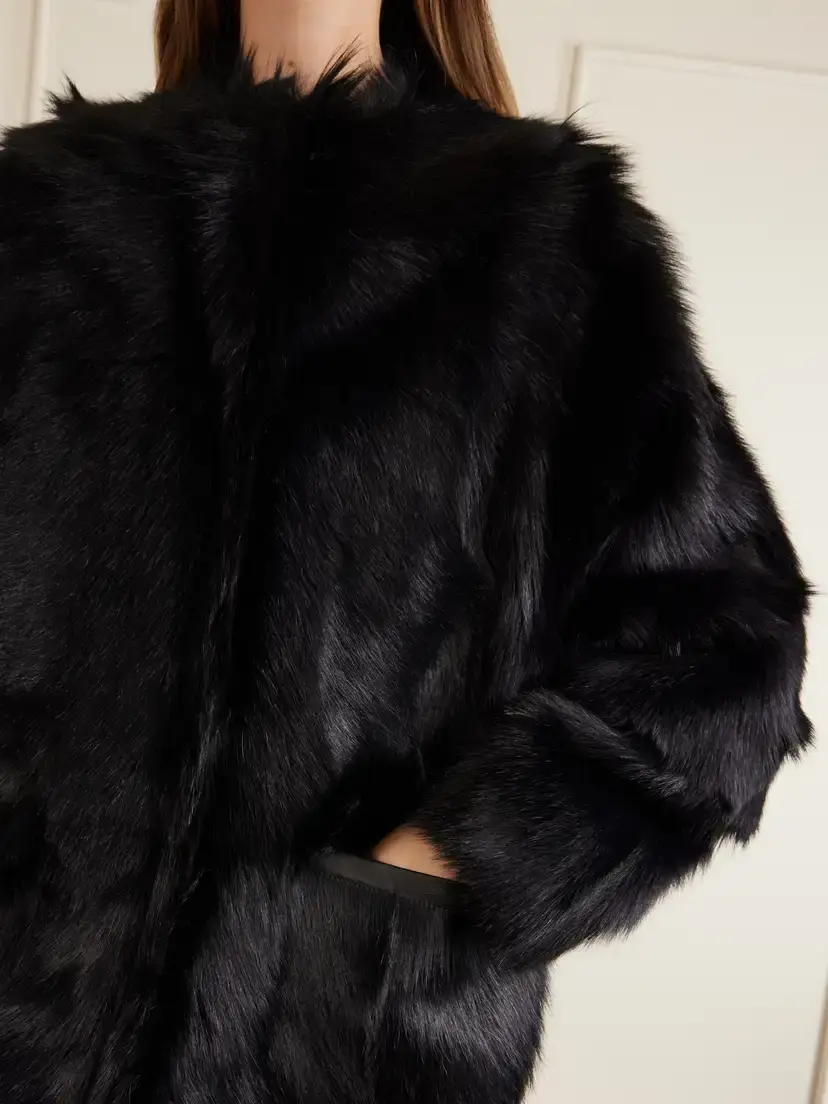 TOTEME Collarless Shearling Coat | Thumbnail 4