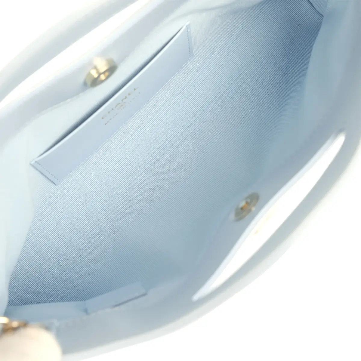 Chanel Chanel 31 Clutch with Chain Light Blue Shiny Lambskin Light Gold Hardware | Thumbnail 7