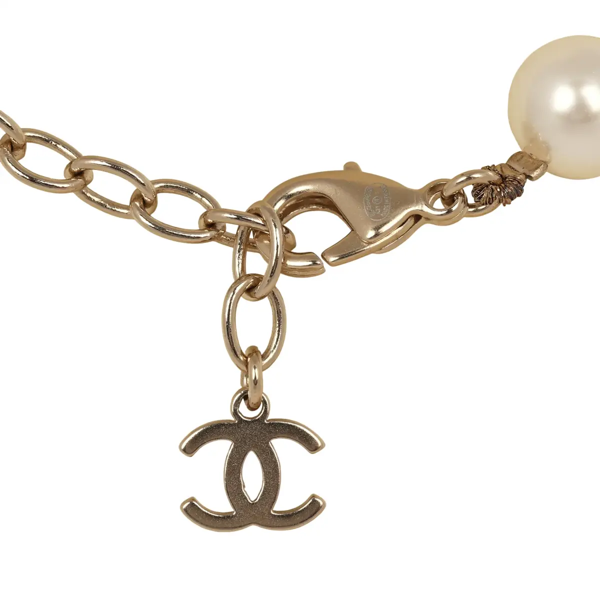 Chanel Chanel No.5 Pearl Drop Short Pearl Necklace White, Light Gold Tone Hardware | Thumbnail 6