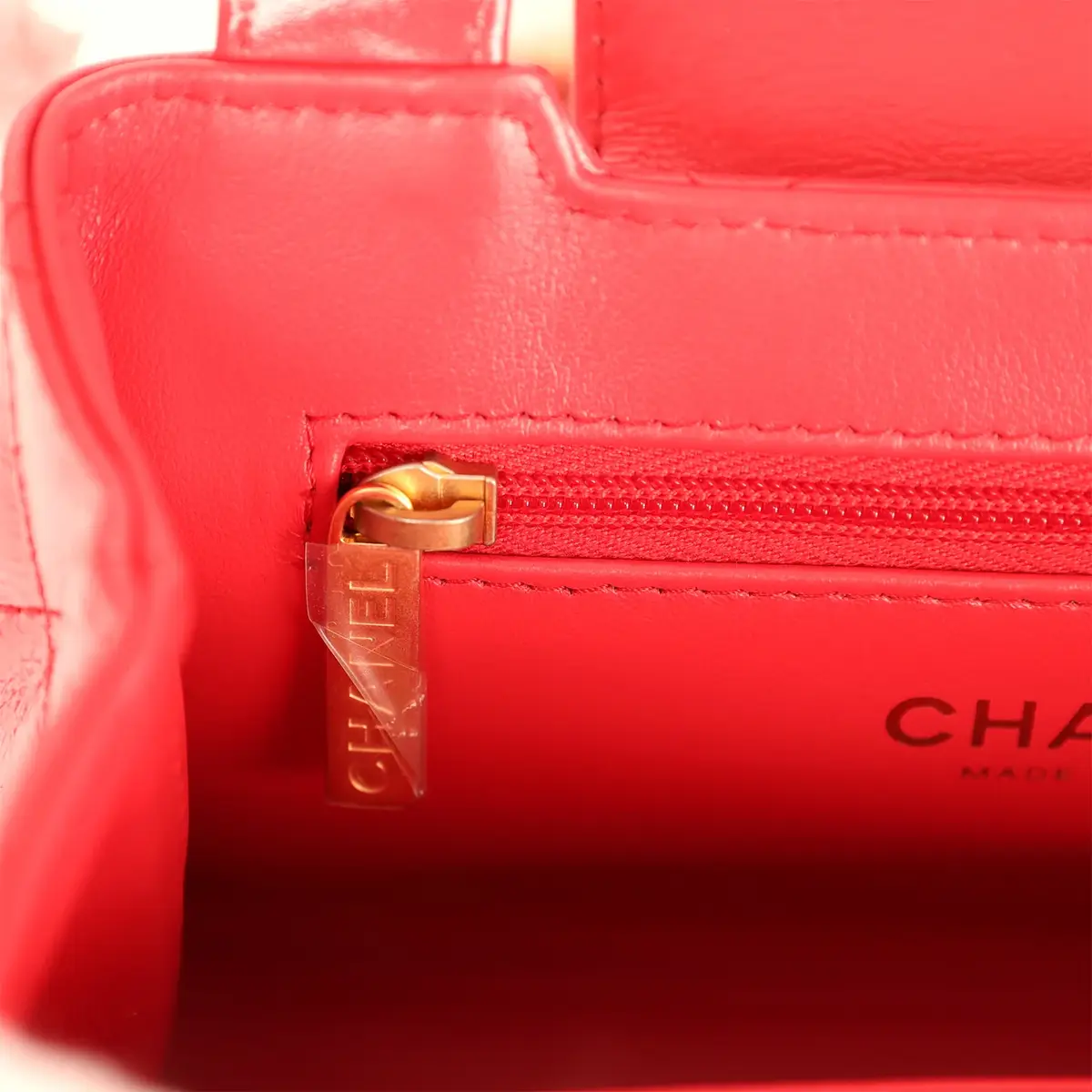 Chanel Chanel Small Kelly Shopper Dark Red Shiny Aged Calfskin Brushed Gold Hardware | Thumbnail 10 Chanel Chanel Small Kelly Shopper Dark Red Shiny Aged Calfskin Brushed Gold Hardware | Thumbnail 10