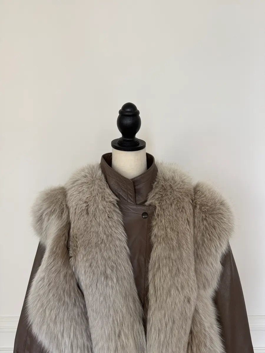 Jen Wonders Studio Leather and Silver Fox Jacket | Thumbnail 2