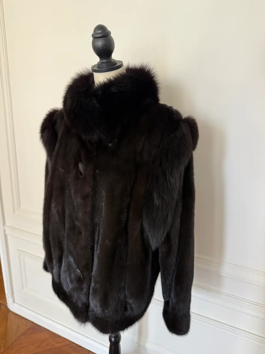 Jen Wonders Studio Mink Coat | Thumbnail 4