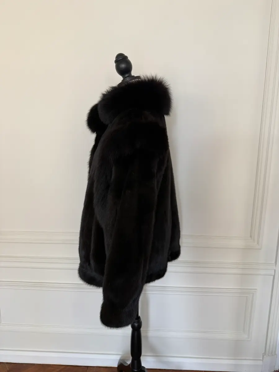 Jen Wonders Studio Mink Coat | Thumbnail 5