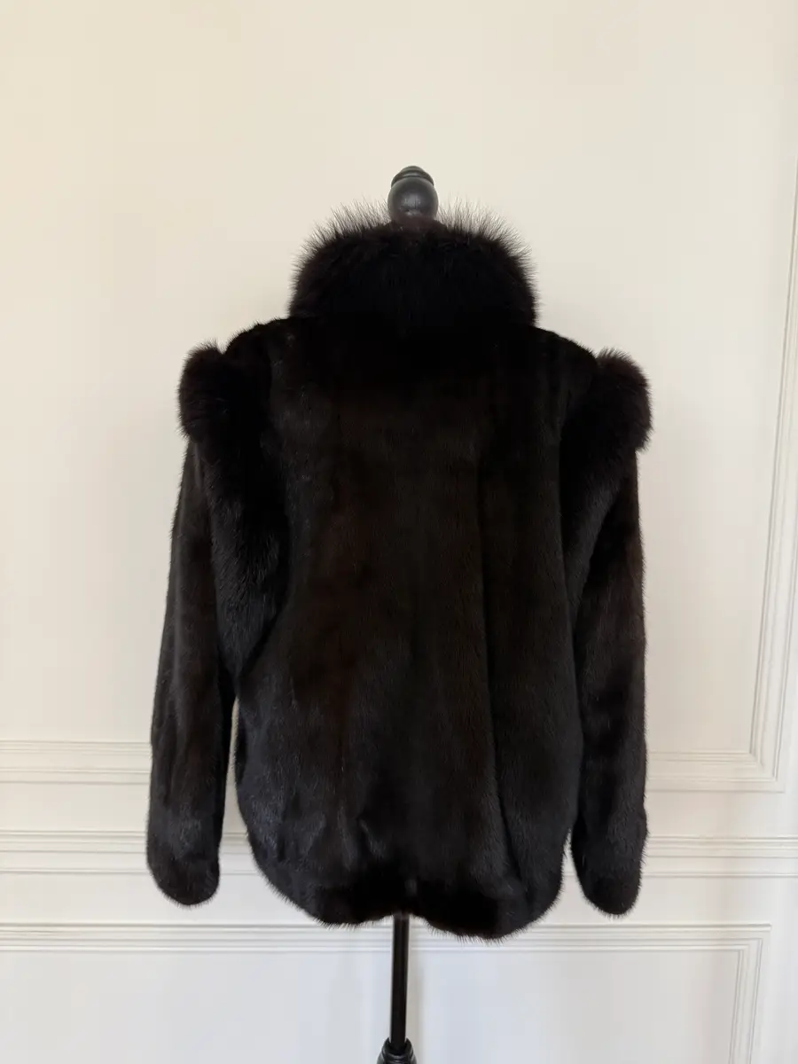 Jen Wonders Studio Mink Coat | Thumbnail 6