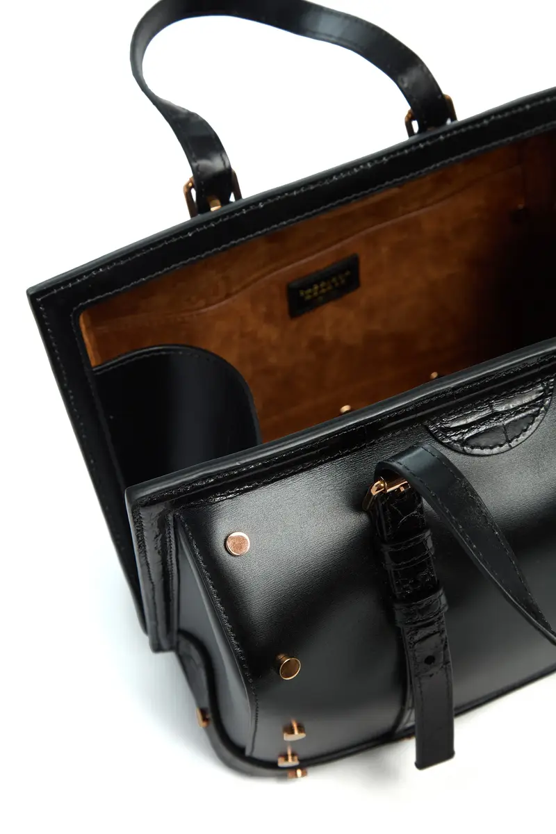Gabriela Hearst Dottor G Bag in Black Leather with Crocodile Leather Details | Thumbnail 4 Gabriela Hearst Dottor G Bag in Black Leather with Crocodile Leather Details | Thumbnail 4