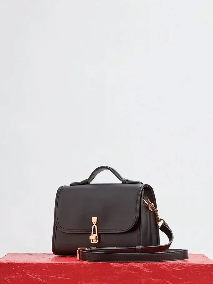 Gabriela Hearst Small Leonora Flap Bag in Black Leather | Thumbnail 4