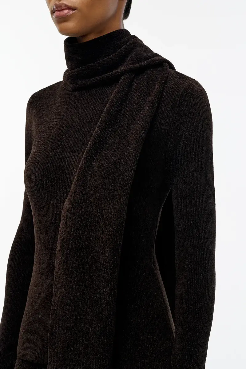 Gabriela Hearst Solus Knit Scarf in Chocolate Silk | Thumbnail 2 Gabriela Hearst Solus Knit Scarf in Chocolate Silk | Thumbnail 2