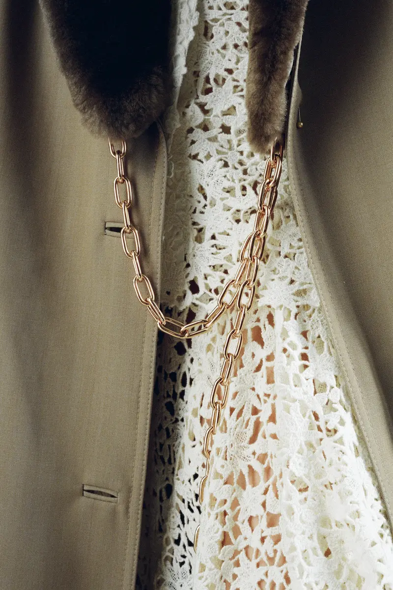 Gabriela Hearst Elliot Coat Collar in Brown Recycled Fur | Thumbnail 4 Gabriela Hearst Elliot Coat Collar in Brown Recycled Fur | Thumbnail 4